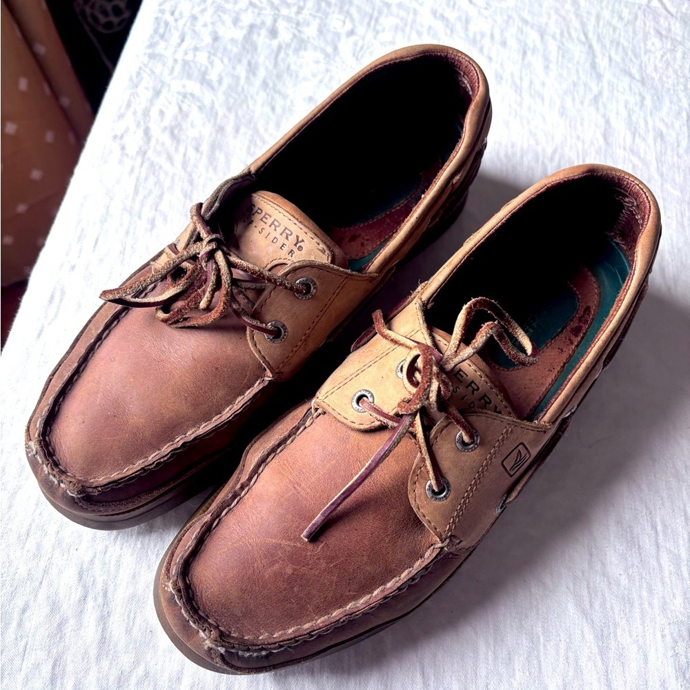 Sperry Men’s Mako 2 Eye Moc Boat Shoe Non Marking sole Size 10 M